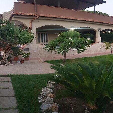 Villa sabbiadoro sul mare avola Esterno foto