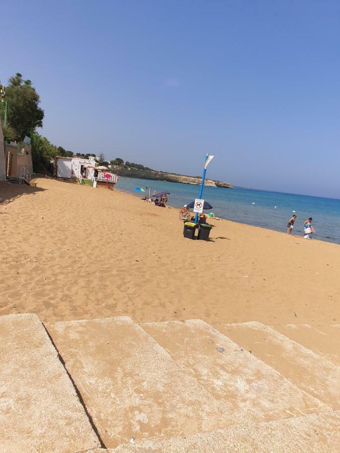Villa sabbiadoro sul mare avola Esterno foto